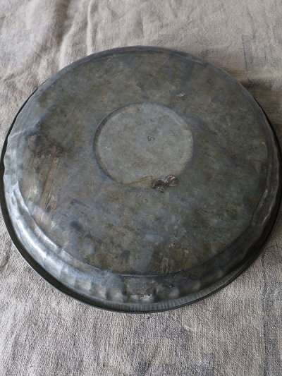 画像2: ブリキ製繭皿(C)
