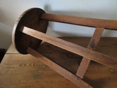 画像4: 木目の綺麗な丸椅子(B) (4)