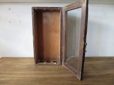 画像4: 木枠ガラス入り蓋つき木箱 (4)
