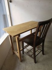 画像2: 小振りなカフェテーブル (2)