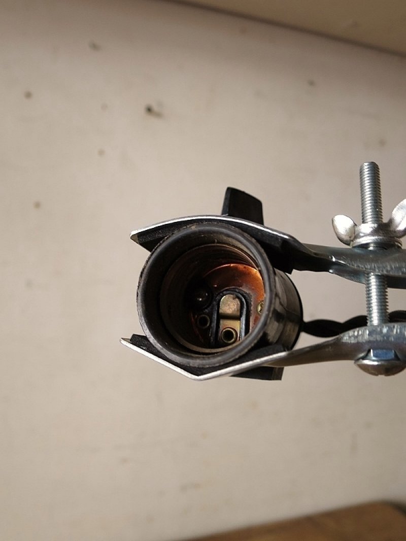 画像2: 実験スタンドのライト