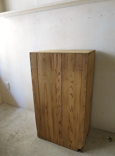 画像2: 木味の良い7マスの収納棚