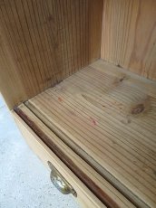 画像10: 木肌の良い小ぶりな引き出し付き収納棚 (10)