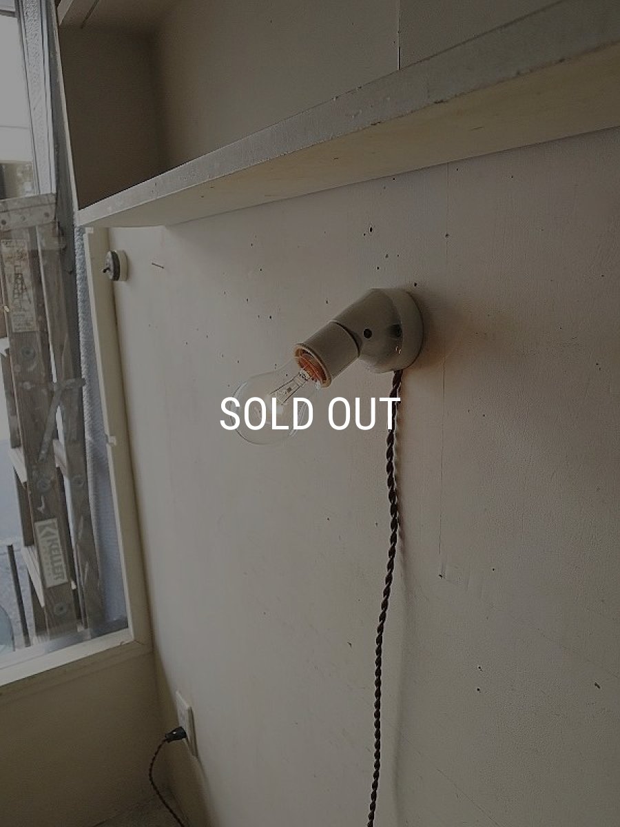 画像3: 白磁ブラケットライト (3)