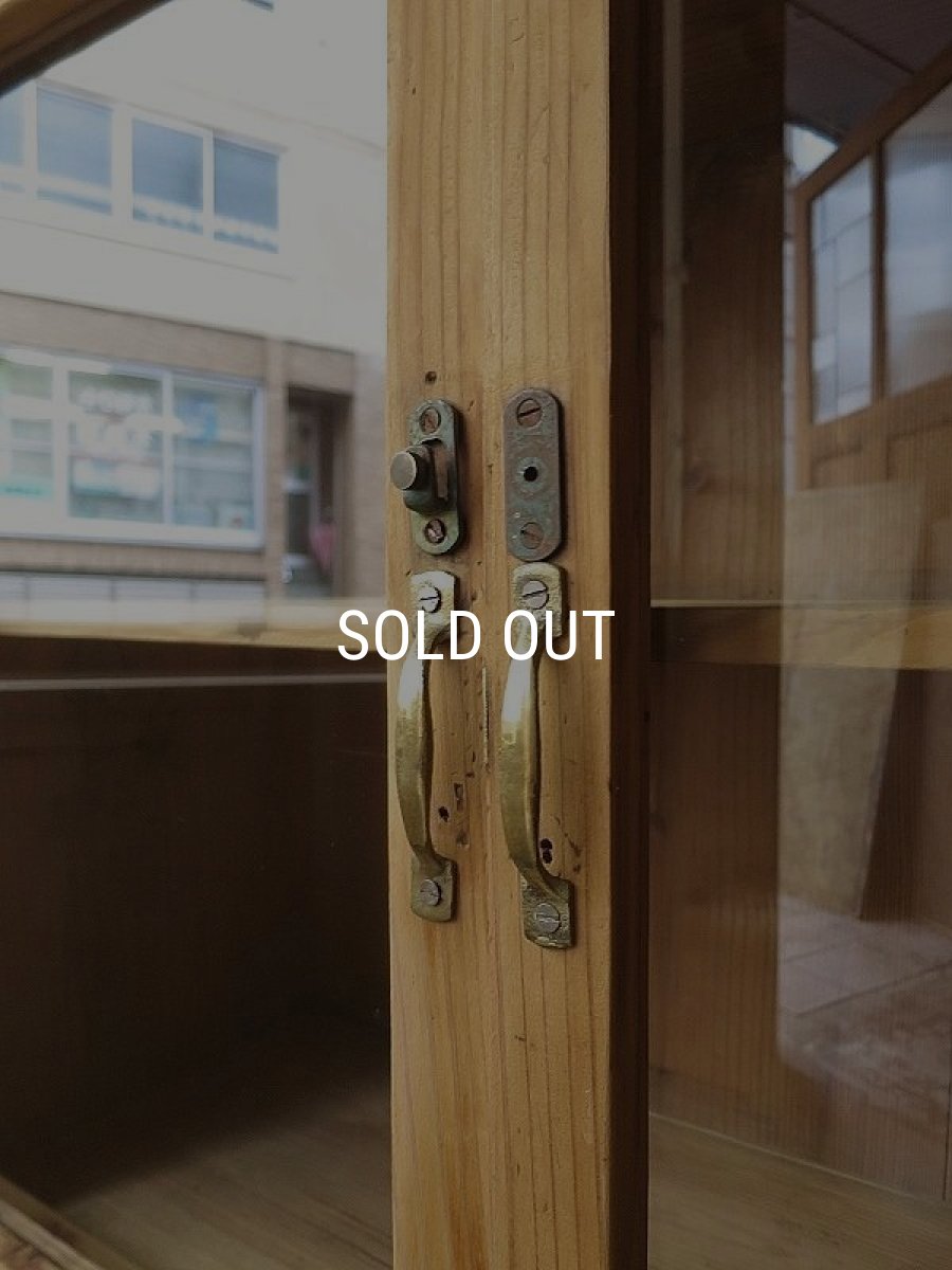 画像10: 観音扉の引き出し付き収納棚 (10)