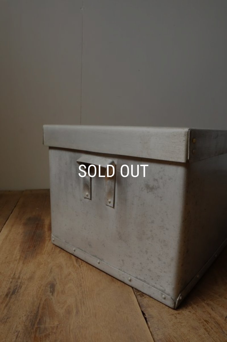 画像6: アルミの持ち手付きコンテナ (6)