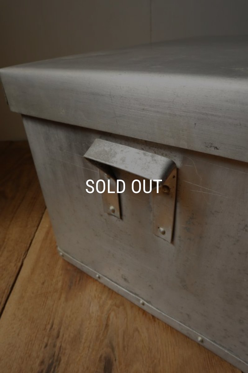 画像7: アルミの持ち手付きコンテナ (7)