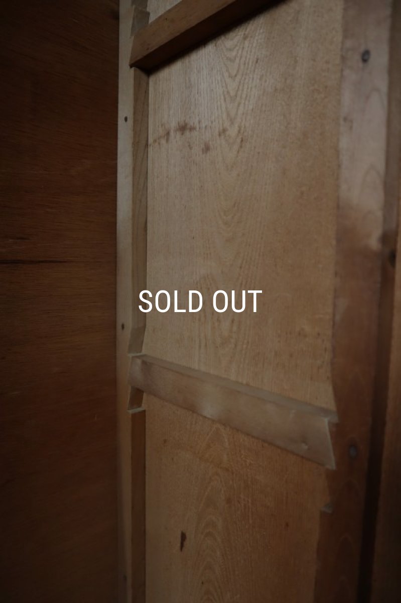 それぞれの棚受けは3段階に高さ調整が可能