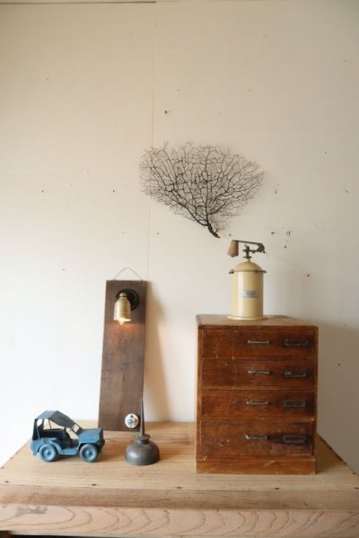 画像1: 古材と真鍮パーツの壁掛けライト