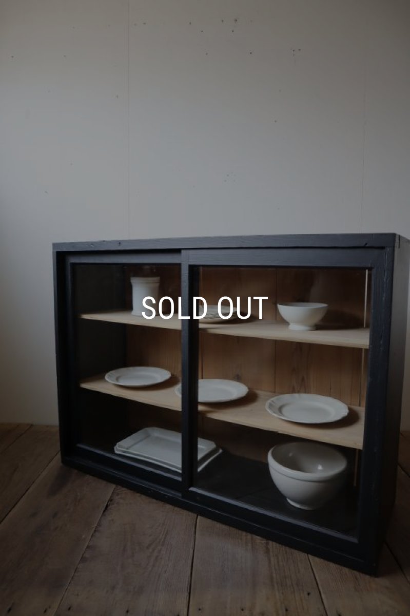 画像3: セール品！黒色収納戸棚 (3)