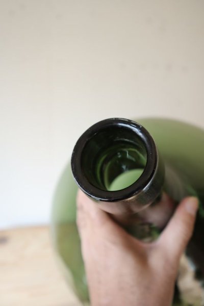 画像2: 深緑色をしたデミジョンボトル(大)