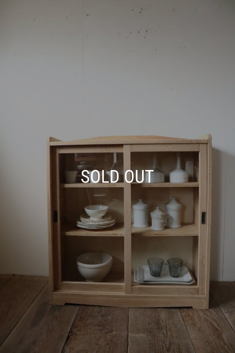 画像10: シンプルな収納戸棚 (10)