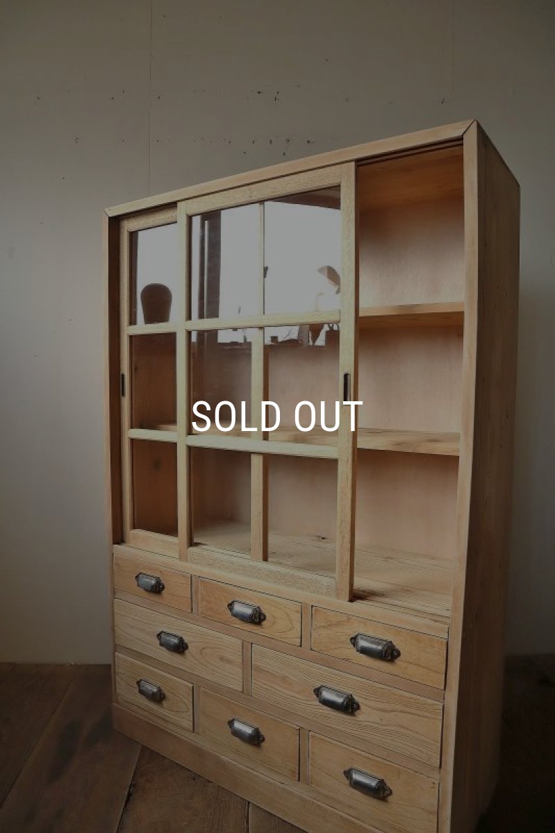 画像8: 引き出し8杯付き収納棚 (8)