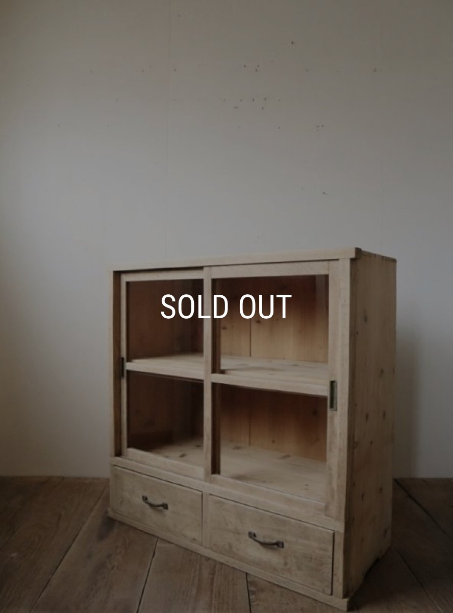 画像12: 栗の食器棚 (12)