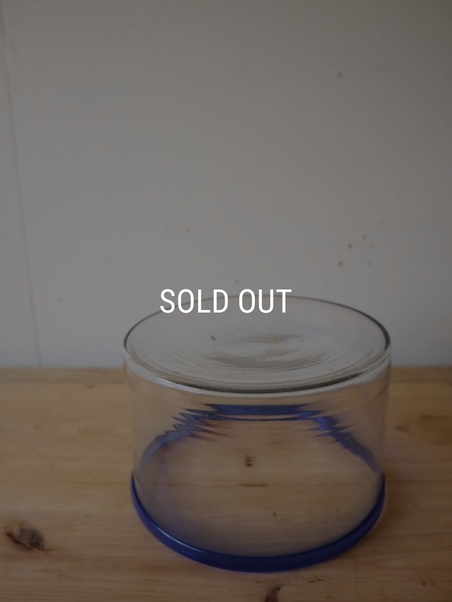 画像13: 縁の青い水槽 (13)