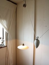 画像5: 錘と滑車のペンダントライト(コード白) (5)