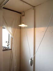 画像4: 錘と滑車のペンダントライト(コード白) (4)
