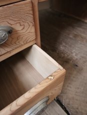 画像19: 引き出し7杯の文机 (19)