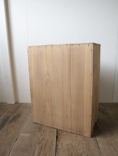 画像2: 片扉の収納棚