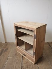 画像10: 片扉の収納棚 (10)