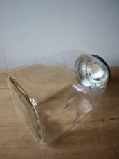 画像11: ブリキの蓋つきガラス容器 (11)