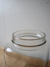 画像13: ブリキの蓋つきガラス容器 (13)