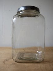 画像9: ブリキの蓋つきガラス容器 (9)