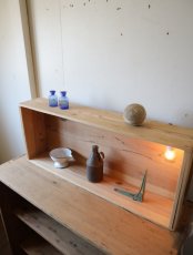 画像15: ライト付き壁掛け飾り棚 (15)