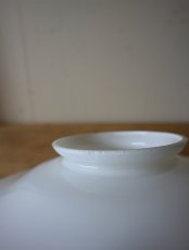 画像15: No.9　カタチの綺麗な乳白シェードの吊り下げライト (15)