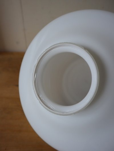 画像3: No.9　カタチの綺麗な乳白シェードの吊り下げライト