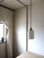画像9: No.14　円筒型乳白ガラスのペンダントライト (9)