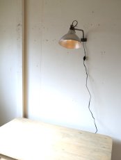 画像2: No.20　アルミシェードのアトリエウォールランプ (2)