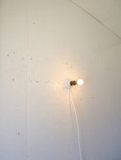 画像7: No.3４　磁器とソケットのブラケットライト(コード白色) (7)