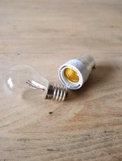 E17電球が使用可能
