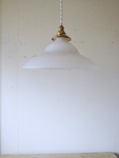 画像10: No.53　円盤型乳白ガラスのペンダントライト (10)