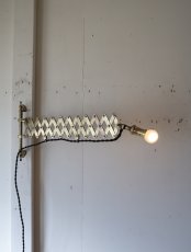 画像1: No.67　真鍮のシザーランプ (1)