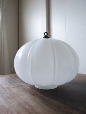 画像20: No.75 雪洞型乳白ガラスのペンダントライト (20)