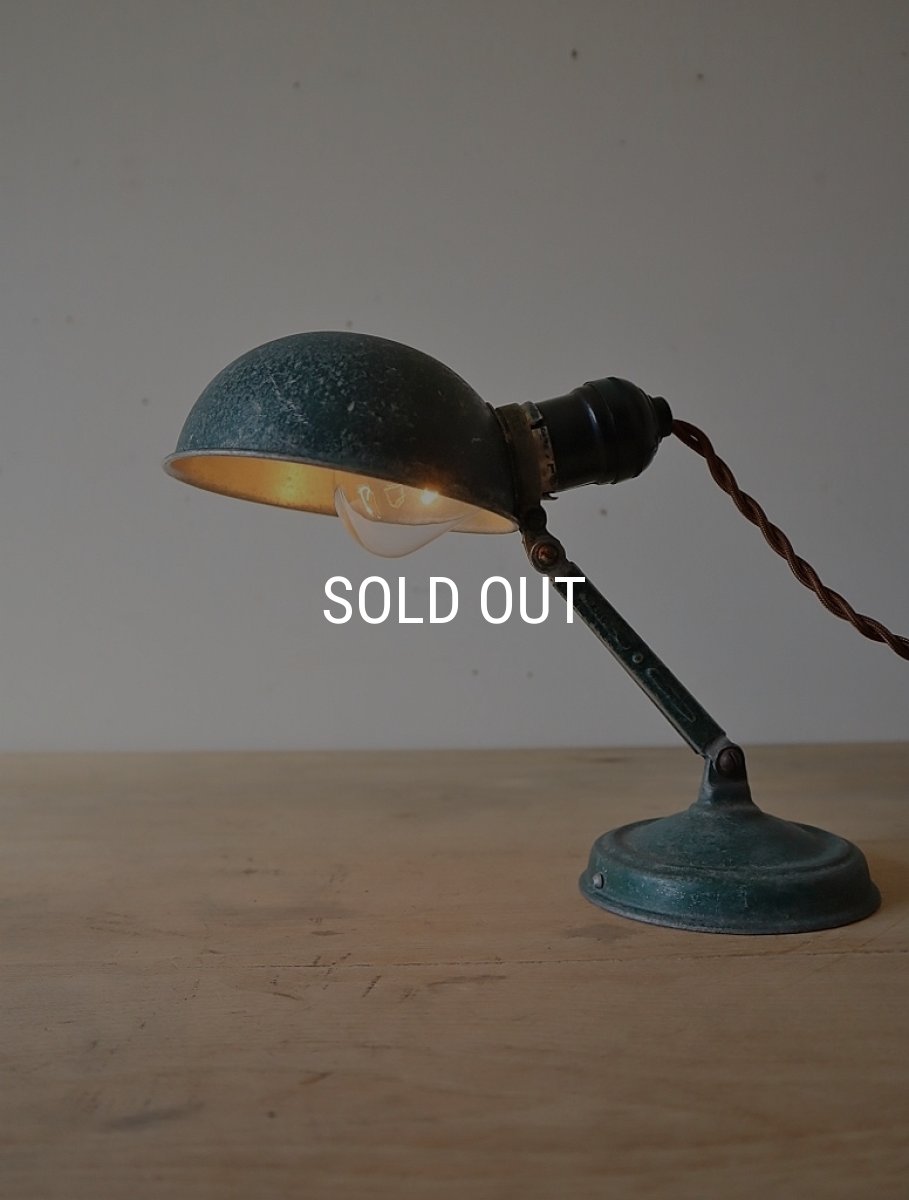 画像11: No.100　グリーン色の小型デスクライト (11)