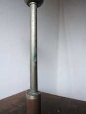 画像17: No.104　乳白ガラスのグローブ付きスタンドライト (17)