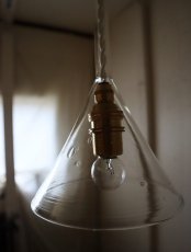 画像14: No.106　ガラス漏斗のペンダントライト(中) (14)