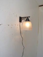 画像2: No.111　磨りガラスのブラケットライト (2)