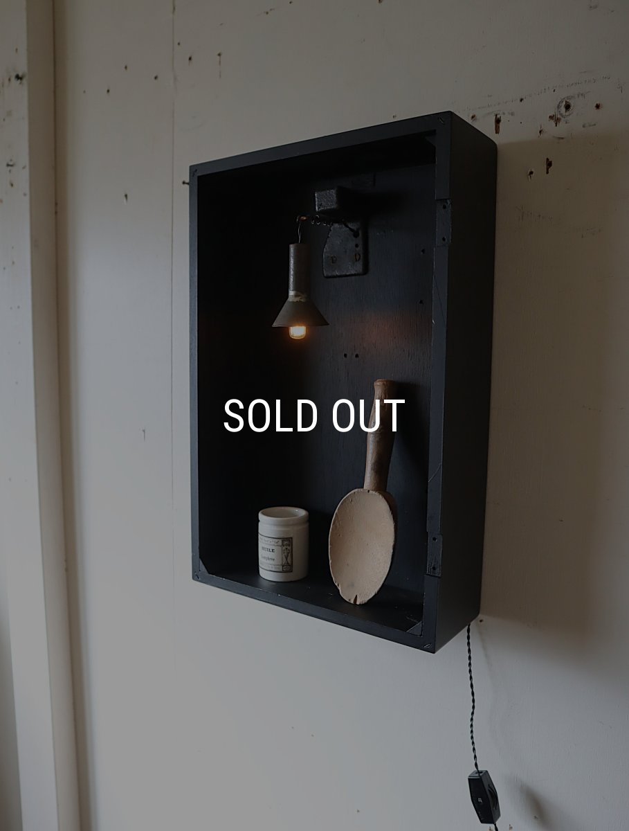 画像4: No.119　時計木箱の壁掛け飾り棚 (4)