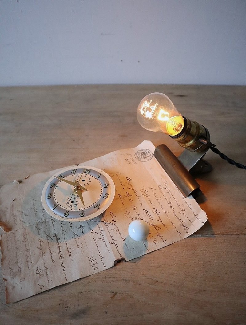 画像1: No.135 真鍮ソケットとクリップのライト(コード黒色)