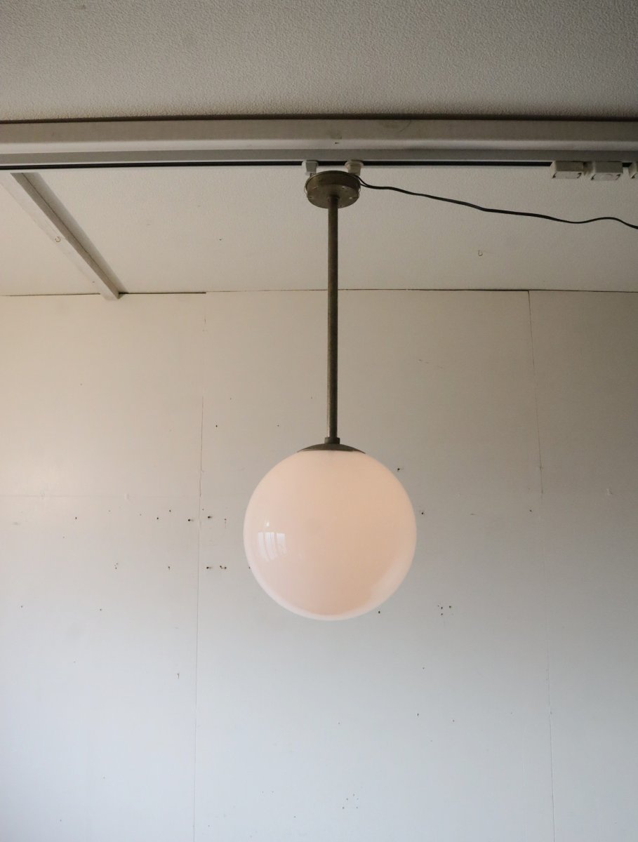 画像2: No.147　丸ガラスの天井付けライト (2)