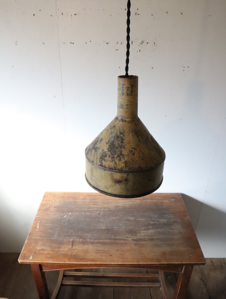 画像11: No.168　色付き漏斗のペンダントライト (11)