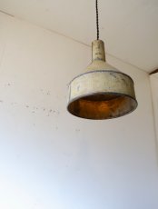 画像1: No.168　色付き漏斗のペンダントライト (1)