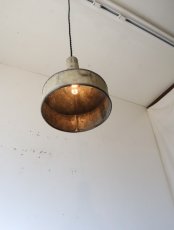 画像9: No.168　色付き漏斗のペンダントライト (9)