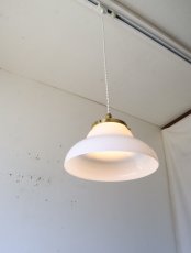 画像7: No.176　円盤型乳白ガラスのペンダントライト (7)