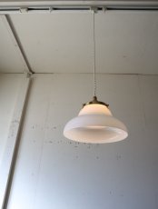 画像8: No.176　円盤型乳白ガラスのペンダントライト (8)