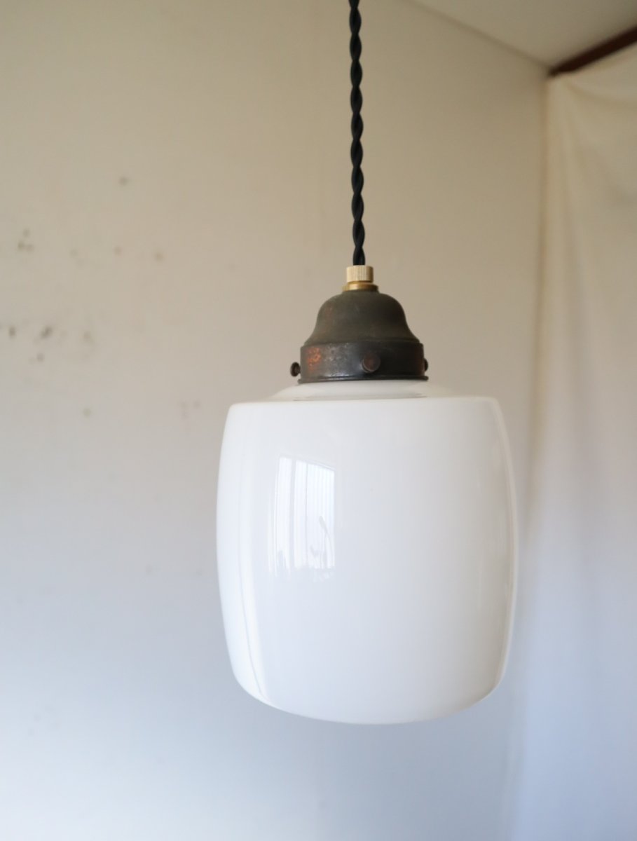 画像13: No.177　樽型乳白ガラスのペンダントライト (13)
